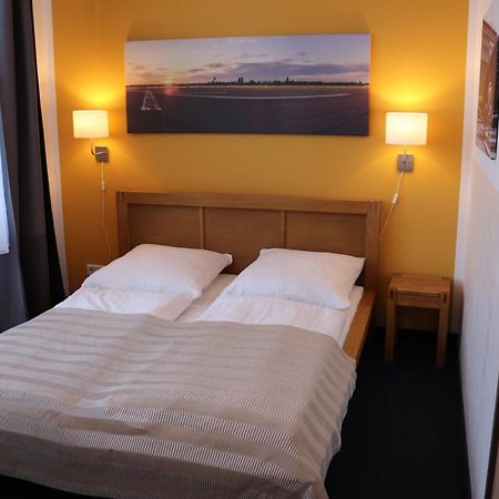 Hostel Vita เบอร์ลิน ภายนอก รูปภาพ